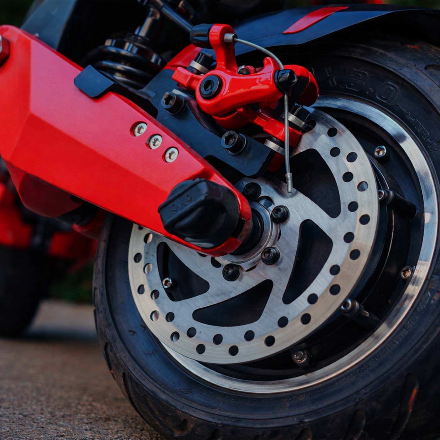 electric scooter brake caliper and disc repair – eScooter brake service, wheel and tyre inspection for safe riding